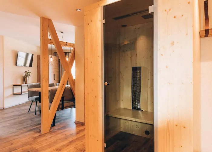 Burg1990 公寓式酒店 4*