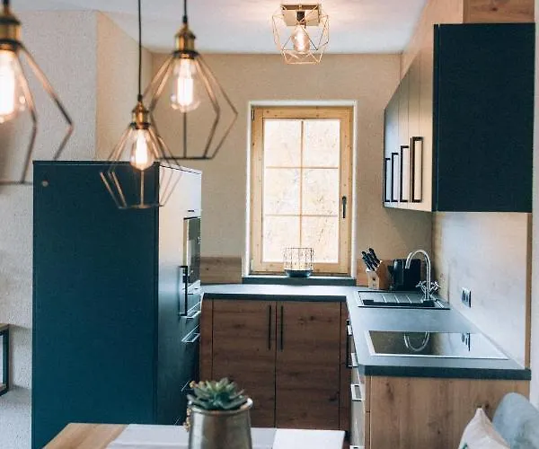 公寓式酒店 Burg1990