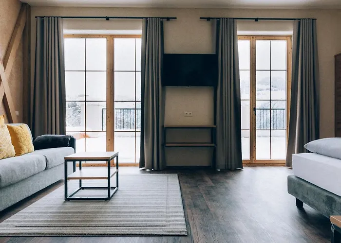 Burg1990 4* 拉迪斯