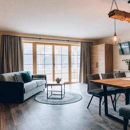 Burg1990 Aparthotel 4*