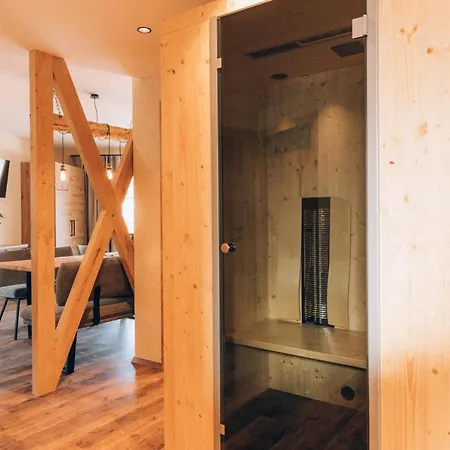 Burg1990 Aparthotel 4*