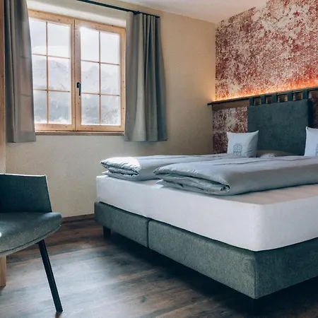 Aparthotel Burg1990 4*