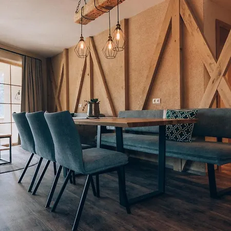 Burg1990 Ξενοδοχείο με διαμερίσματα Ladis